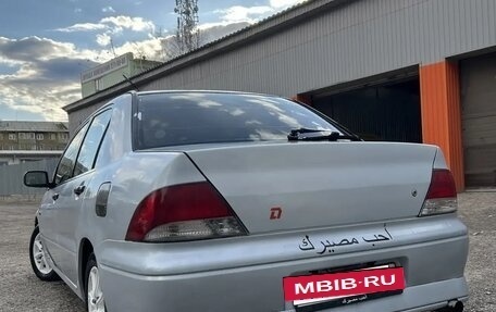 Mitsubishi Lancer IX, 2001 год, 290 000 рублей, 3 фотография