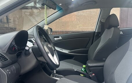 Hyundai Solaris II рестайлинг, 2013 год, 820 000 рублей, 15 фотография