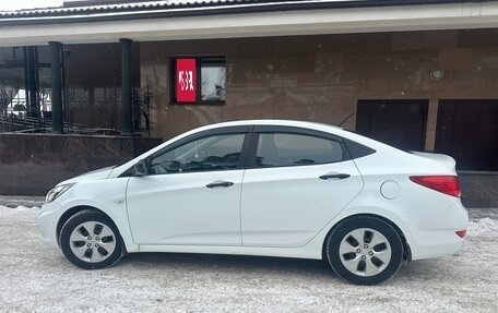 Hyundai Solaris II рестайлинг, 2013 год, 820 000 рублей, 20 фотография