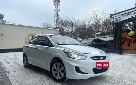 Hyundai Solaris II рестайлинг, 2013 год, 820 000 рублей, 25 фотография