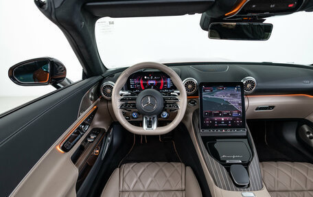 Mercedes-Benz SL-Класс AMG, 2024 год, 27 990 000 рублей, 17 фотография