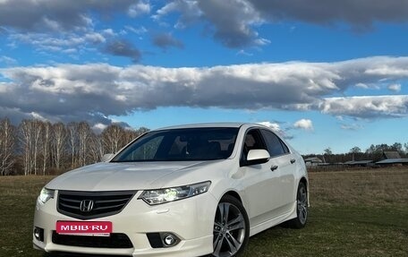 Honda Accord VIII рестайлинг, 2011 год, 1 350 000 рублей, 1 фотография