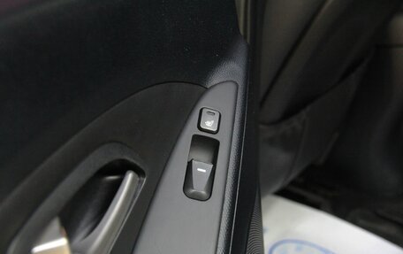Hyundai ix35 I рестайлинг, 2012 год, 985 300 рублей, 31 фотография
