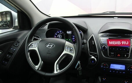 Hyundai ix35 I рестайлинг, 2012 год, 985 300 рублей, 26 фотография