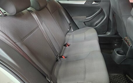 Volkswagen Jetta VI, 2012 год, 1 097 000 рублей, 12 фотография
