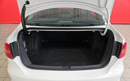 Volkswagen Jetta VI, 2012 год, 1 097 000 рублей, 17 фотография