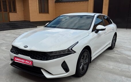 KIA K5, 2021 год, 2 300 000 рублей, 1 фотография