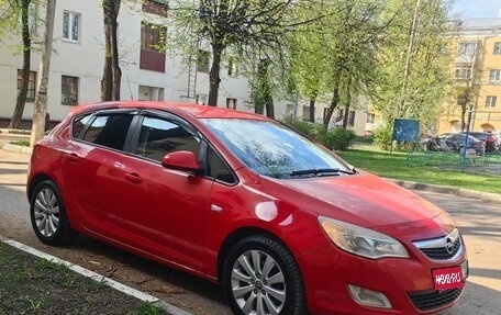 Opel Astra J, 2011 год, 450 000 рублей, 1 фотография