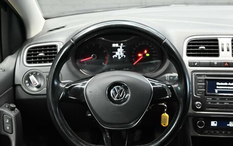 Volkswagen Polo VI (EU Market), 2017 год, 1 000 000 рублей, 11 фотография