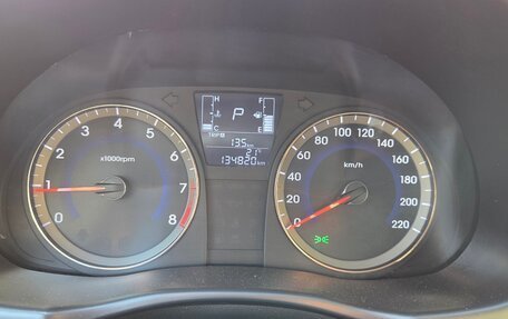 Hyundai Solaris II рестайлинг, 2016 год, 929 000 рублей, 11 фотография