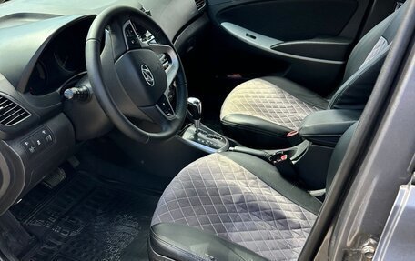 Hyundai Solaris II рестайлинг, 2011 год, 820 000 рублей, 13 фотография