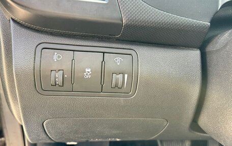 Hyundai Solaris II рестайлинг, 2011 год, 820 000 рублей, 16 фотография