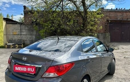 Hyundai Solaris II рестайлинг, 2011 год, 820 000 рублей, 8 фотография