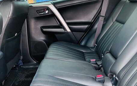 Toyota RAV4, 2019 год, 2 890 000 рублей, 22 фотография