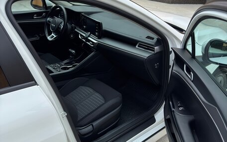 KIA K5, 2021 год, 2 300 000 рублей, 5 фотография