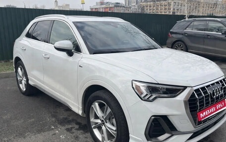 Audi Q3, 2022 год, 2 700 000 рублей, 2 фотография
