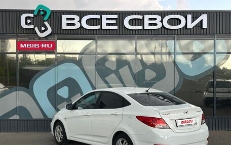 Hyundai Solaris II рестайлинг, 2014 год, 880 000 рублей, 3 фотография