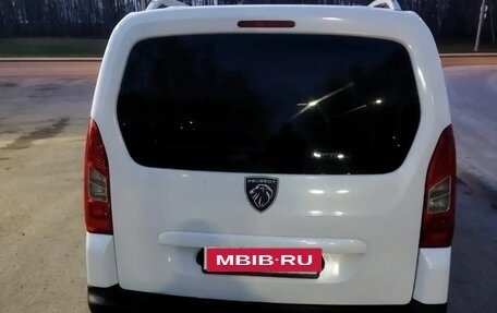 Peugeot Partner II рестайлинг 2, 2011 год, 530 000 рублей, 2 фотография