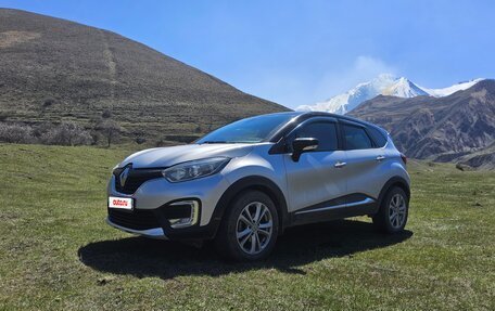 Renault Kaptur I рестайлинг, 2018 год, 1 570 000 рублей, 6 фотография
