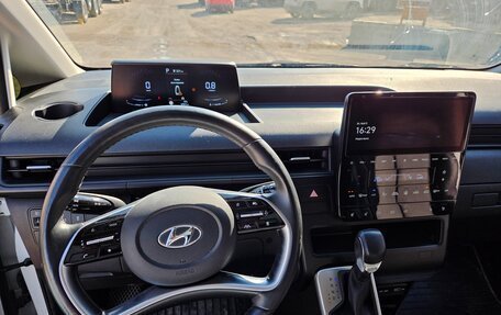 Hyundai Staria, 2021 год, 4 990 000 рублей, 36 фотография