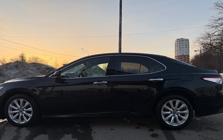 Toyota Camry, 2019 год, 2 230 000 рублей, 2 фотография