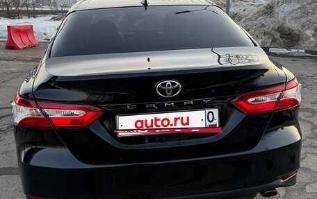 Toyota Camry, 2019 год, 2 230 000 рублей, 4 фотография