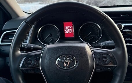 Toyota Camry, 2019 год, 2 230 000 рублей, 10 фотография