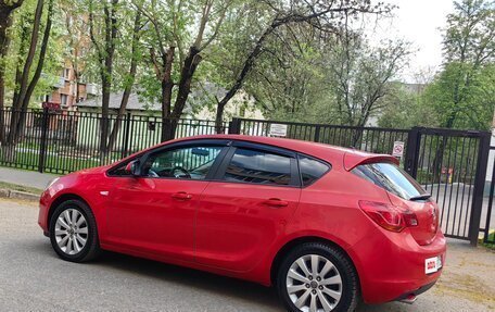 Opel Astra J, 2011 год, 450 000 рублей, 9 фотография