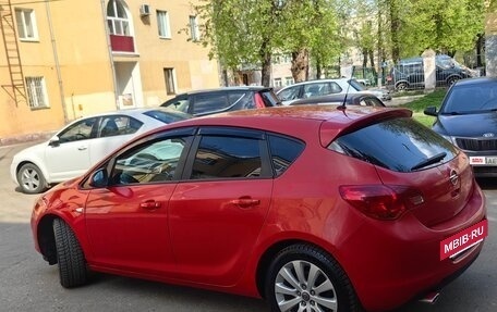 Opel Astra J, 2011 год, 450 000 рублей, 14 фотография