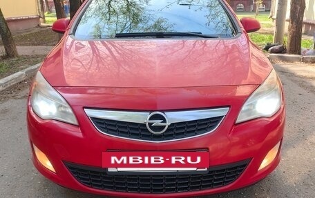 Opel Astra J, 2011 год, 450 000 рублей, 25 фотография