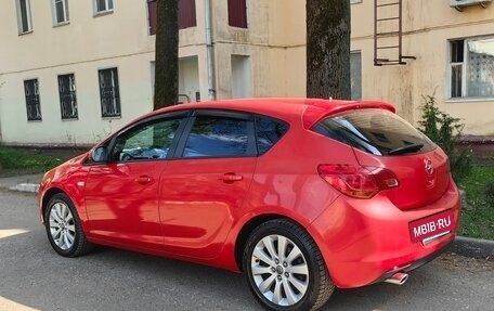 Opel Astra J, 2011 год, 450 000 рублей, 26 фотография