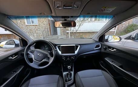 Hyundai Solaris II рестайлинг, 2017 год, 1 220 000 рублей, 9 фотография