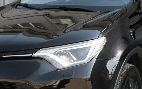 Toyota RAV4, 2019 год, 2 360 000 рублей, 5 фотография
