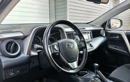 Toyota RAV4, 2019 год, 2 360 000 рублей, 8 фотография