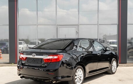 Toyota Camry, 2015 год, 1 550 000 рублей, 2 фотография