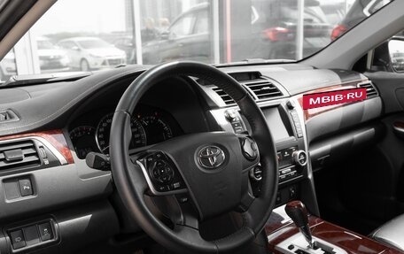 Toyota Camry, 2015 год, 1 550 000 рублей, 11 фотография