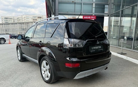 Mitsubishi Outlander III рестайлинг 3, 2007 год, 790 000 рублей, 3 фотография