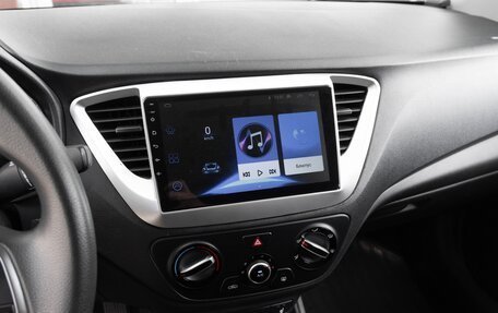 Hyundai Solaris II рестайлинг, 2021 год, 1 530 000 рублей, 11 фотография