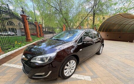 Opel Astra J, 2013 год, 880 000 рублей, 8 фотография