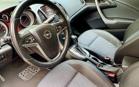 Opel Astra J, 2013 год, 880 000 рублей, 10 фотография