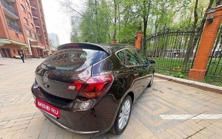 Opel Astra J, 2013 год, 880 000 рублей, 7 фотография