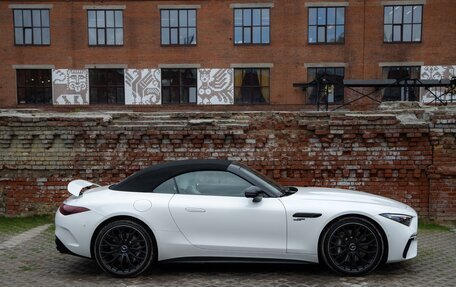 Mercedes-Benz SL-Класс AMG, 2023 год, 15 000 000 рублей, 13 фотография