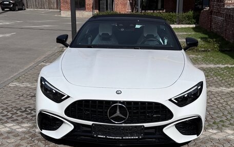 Mercedes-Benz SL-Класс AMG, 2023 год, 15 000 000 рублей, 15 фотография
