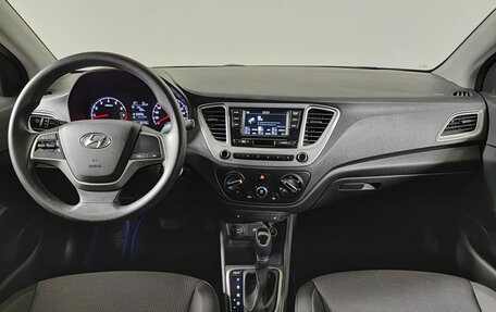 Hyundai Solaris II рестайлинг, 2019 год, 1 450 000 рублей, 14 фотография
