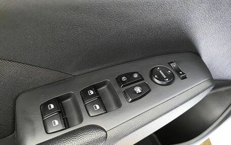 Hyundai Solaris II рестайлинг, 2019 год, 1 450 000 рублей, 19 фотография