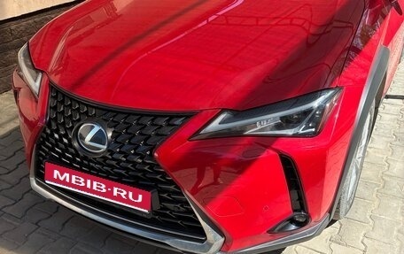 Lexus UX I, 2019 год, 3 000 000 рублей, 1 фотография