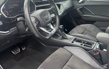 Audi Q3, 2019 год, 3 300 000 рублей, 9 фотография