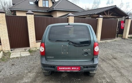 Chevrolet Niva I рестайлинг, 2013 год, 410 000 рублей, 3 фотография