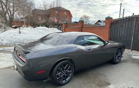 Dodge Challenger III рестайлинг 2, 2019 год, 3 450 000 рублей, 9 фотография