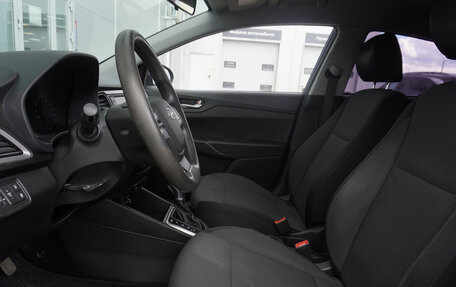 Hyundai Solaris II рестайлинг, 2017 год, 1 299 000 рублей, 10 фотография